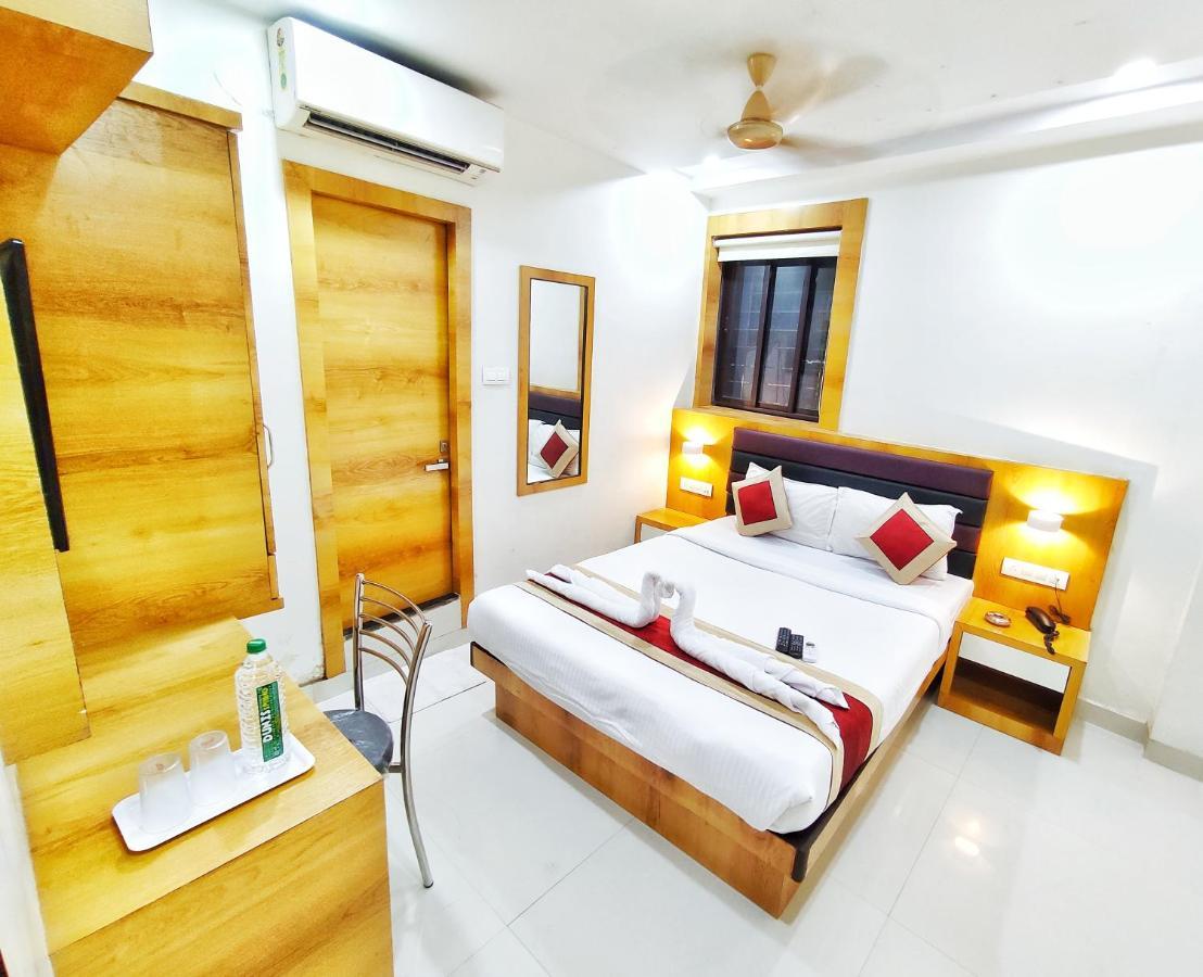 Gateway Suites Mumbai Bagian luar foto