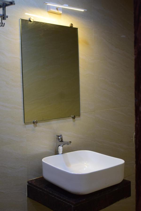 Gateway Suites Mumbai Bagian luar foto