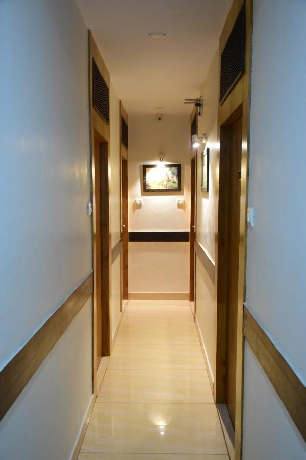Gateway Suites Mumbai Bagian luar foto